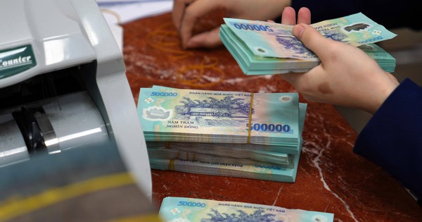 Làm giá cổ phiếu bằng 19 tài khoản, một nhà đầu tư bị phạt 1,5 tỉ đồng