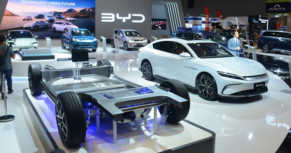 Tháng đầu năm 2026, ô tô nhập từ Trung Quốc ồ ạt vào Việt Nam