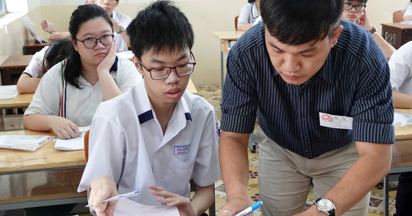 Dự thảo tuyển sinh ĐH 2026: Điểm sàn tăng mạnh cho ngành sư phạm, sức khỏe và pháp luật
