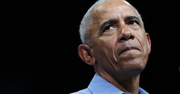 Cựu Tổng thống Obama lên tiếng về hành vi 'thoái hóa' của Trump và chính sách di dân