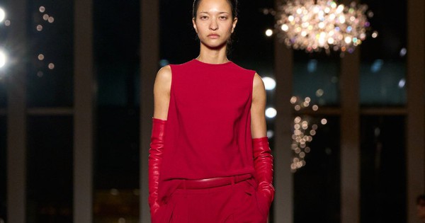 Trang phục đẹp để chụp hình lại thoải mái ăn đủ '5 bữa' ngày tết