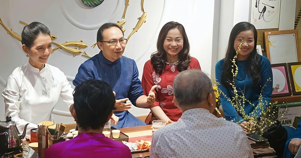 Xuất hành đầu năm: Nghi thức khởi đầu tâm thế tích cực trong văn hóa Tết Việt