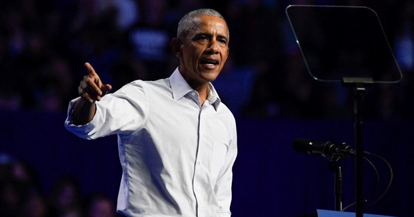 Cựu Tổng thống Obama xác nhận người ngoài hành tinh có thật, nhưng phủ nhận thông tin liên lạc