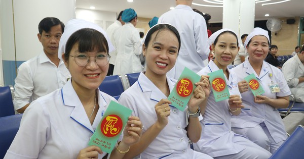 Tết của bác sĩ là thế này…