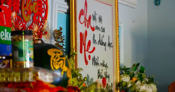 Nghĩa tình và chữ hiếu ngày Tết: Nỗi lo phân chia giữa bên nội và bên ngoại