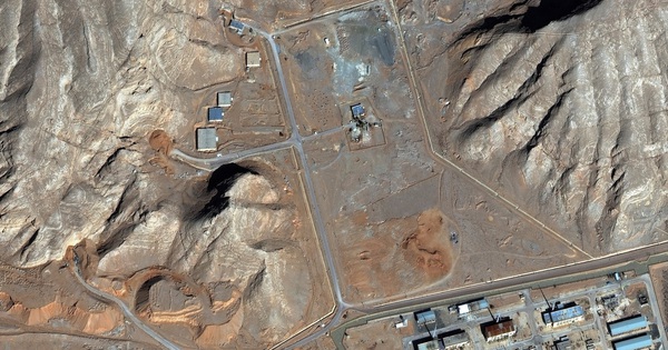 Tổng thống Trump tiến gần đến cuộc chiến lớn với Iran?