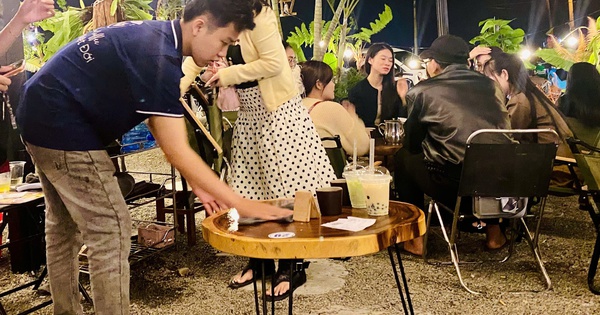 Giới trẻ chọn ở lại thành phố làm Tết, sau Tết nghỉ bù để kiếm thu nhập cao