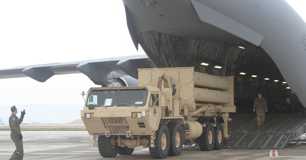 Mỹ gia cố phòng thủ trước khi đàm phán với Iran