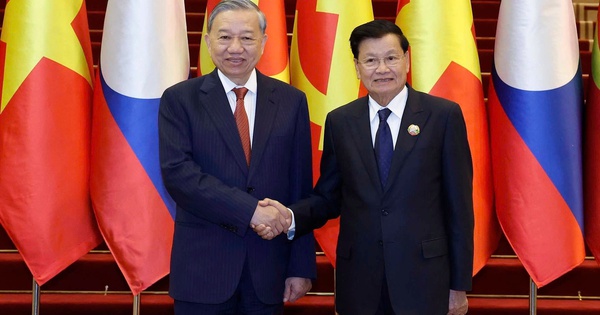 Tổng B&iacute; thư T&ocirc; L&acirc;m thăm L&agrave;o: Xung lực mới cho quan hệ hai nước