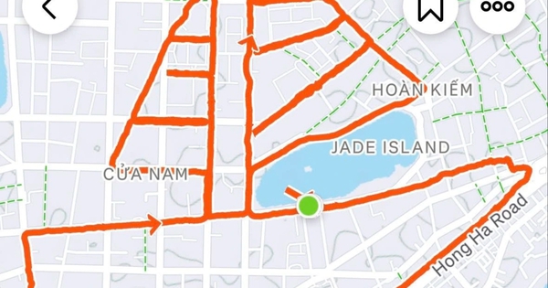 Chạy bộ vẽ chiếc thuyền, chúc năm mới 'thuận buồm xuôi gió'