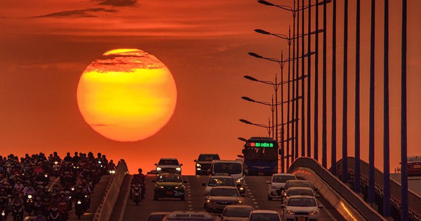 Mặt trời vừa xảy ra 'hiện tượng lạ', 4 năm rồi mới xuất hiện lại