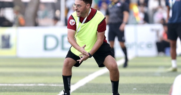 HLV châu Âu dẫn dắt đội bóng miền Tây dự VCK TNSV THACO cup 2026