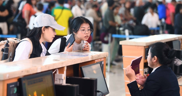 Tết đông kỷ lục, sân bay Phú Quốc vận hành ra sao khi chuyển giao cho Sun Group?