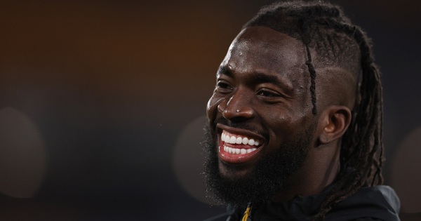 Sốc: CLB Wolverhampton phản ứng dữ dội CĐV bình luận  phân biệt chủng tộc, có tài khoản tên tiếng Việt