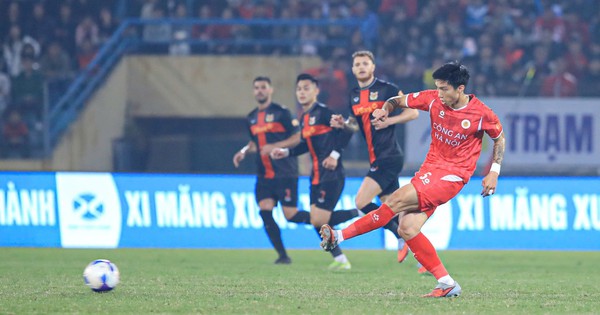 Văn Hậu lập siêu phẩm giúp đội Công an Hà Nội ngược dòng đánh bại CLB Thanh Hóa