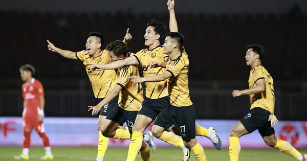 CLB Thanh Hóa sắp thoát án cấm chuyển nhượng từ FIFA, bổ sung gấp cầu thủ để trụ hạng V-League
