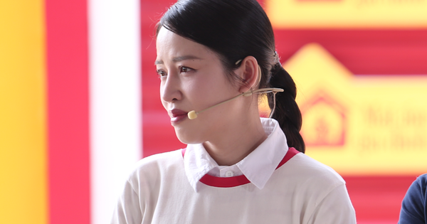 Diễn viên Puka khóc nức nở trên truyền hình