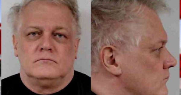 Mỹ bắt cựu phi công bị cáo buộc huấn luyện cho quân nhân Trung Quốc