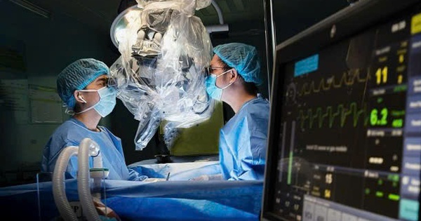 Vì sao Bệnh viện Bình Dân là biểu tượng ngoại khoa phía nam 70 năm qua?