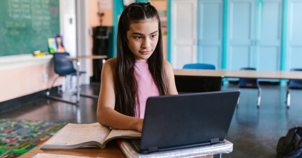 Hơn 50% học sinh dùng AI làm bài, nói gian lận là điều phổ biến