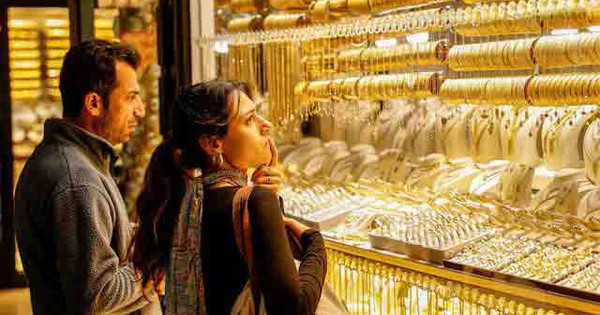 Quay đầu giảm sâu, giá vàng thế giới sẽ về đâu?