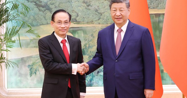 Việt Nam sẵn s&agrave;ng c&ugrave;ng Trung Quốc đồng h&agrave;nh trong chặng đường ph&aacute;t triển mới