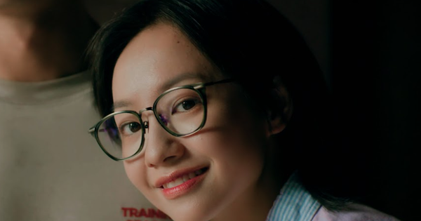 Nữ diễn viên cao 1,55 m từng 'gây bão' phim giờ vàng tái xuất