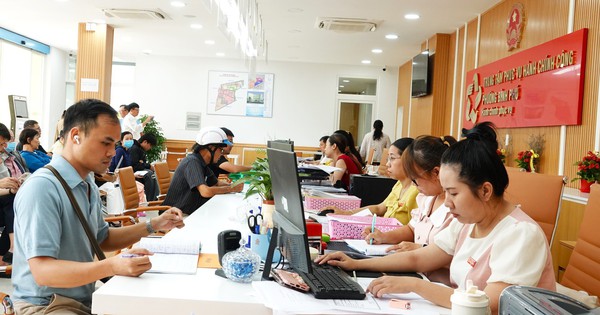 TP.HCM: Phường Bình Phú hợp tác MobiFone, ứng dụng AI thúc đẩy chính quyền số