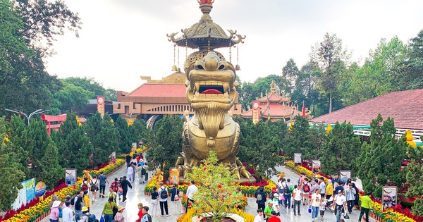 Suối Tiên ra mắt điểm check-in đại cảnh chưa từng có dịp Tết Bính Ngọ