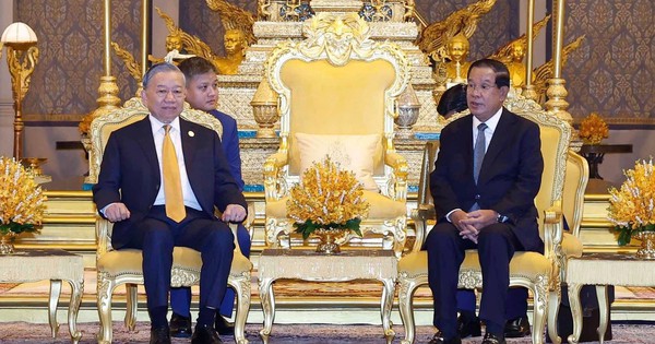 Tổng B&iacute; thư T&ocirc; L&acirc;m hội kiến Samdech Techo Hun Sen