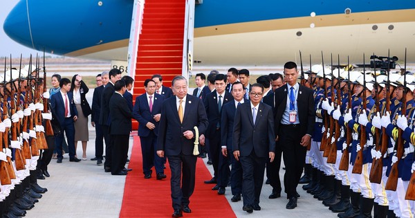 Tổng B&iacute; thư T&ocirc; L&acirc;m bắt đầu chuyến thăm cấp nh&agrave; nước tới Campuchia