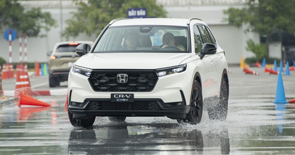 Honda CR-V hybrid lắp ráp tại Việt Nam khác gì bản nhập khẩu từ Thái Lan?