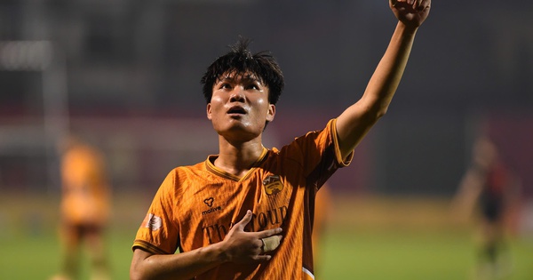 HAGL khiến V-League ngỡ ngàng: 'Bó đũa' khó bẻ, thăng hoa tột độ nhờ...