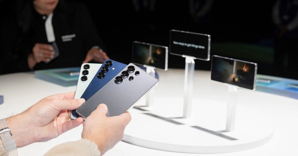 Các smartphone Android và iPhone hấp dẫn những ngày đầu năm