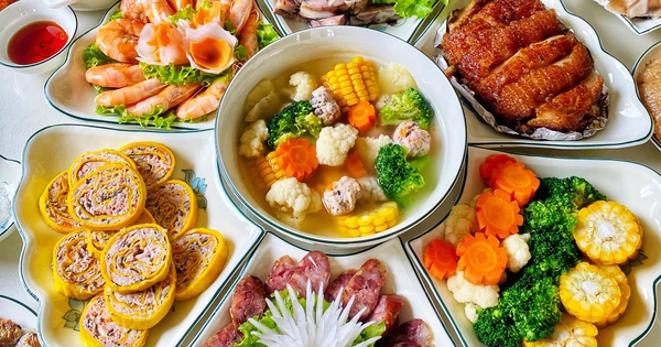 23 tháng chạp: Mâm cúng ông Táo được dân mạng chia sẻ rầm rộ