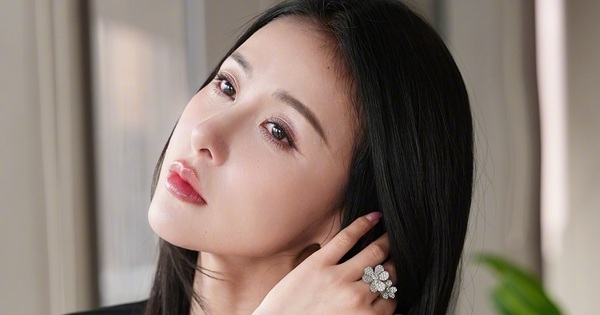 Từng ngang hàng Dương Mịch, mỹ nhân 'Thiên long bát bộ' sụp đổ vì scandal ảnh nóng