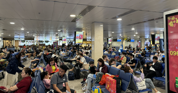 Vé máy bay, tàu xe sau tết quá căng