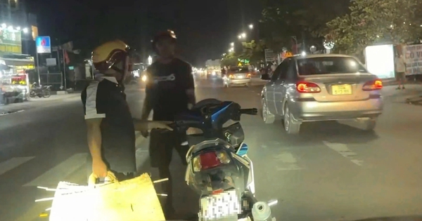 Xử phạt thanh niên chặn đầu xe taxi sau va chạm ở Tây Ninh