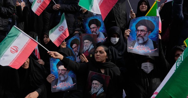 Báo cáo tình báo Mỹ: Không kích khó lật đổ chính quyền Iran, con trai lãnh tụ kế nhiệm
