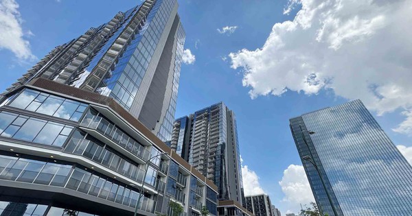 Nhiều dự án bất động sản đình trệ vì khó tiếp cận vốn vay ngân hàng