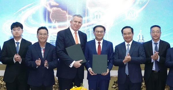 TP.HCM Ký Kết Hợp Tác Phát Triển Trung Tâm Dữ Liệu AI Với Vốn 2,1 Tỷ USD