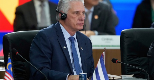 Cuba đàm phán với Mỹ nhằm tháo gỡ lệnh cấm vận, giải quyết khủng hoảng nhiên liệu