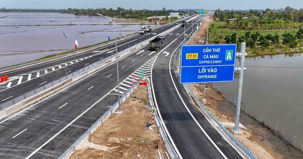 Cao tốc Cần Thơ - Cà Mau: Khai thác tạm nhưng nhà thầu chậm hoàn thiện, Bộ Xây dựng yêu cầu xử lý