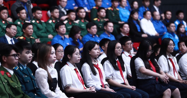 Gần 64.000 câu hỏi gửi Diễn đàn Tiếng nói tuổi trẻ - Hành động của Đoàn