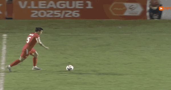 Văn Hậu và Đình Trọng sẽ được sát cánh trận Việt Nam đại chiến Malaysia: Nước cờ mới của thầy Kim?