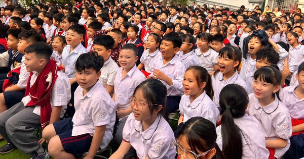 Phụ huynh nghĩ gì khi học sinh được học trường gần nhà?