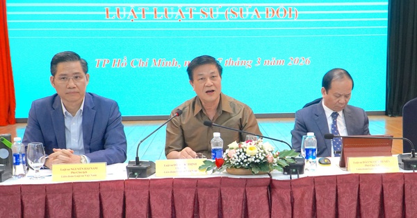 Có nên giao UBND cấp xã kiểm tra hành chính luật sư?