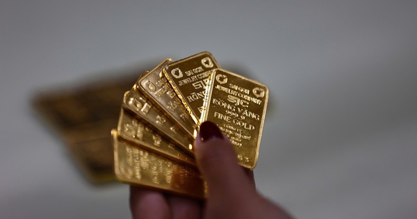 Giá vàng, bạc giảm phiên giao dịch Mỹ giảm không phanh