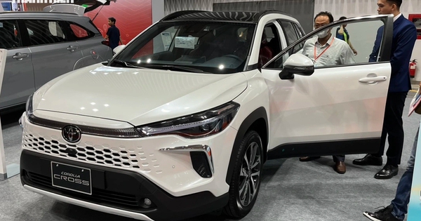 4 mẫu xe hybrid tại Việt Nam bán chạy hơn bản máy xăng