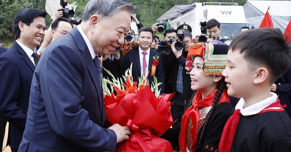 Tổng Bí thư: Nhà trường phải thực sự trở thành 'ngôi nhà thứ hai' ấm áp